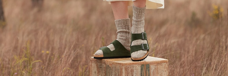 BIRKENSTOCK スエードサンダル 45 ブラウン サンダル | ビルケンシュトック公式オンラインショップ