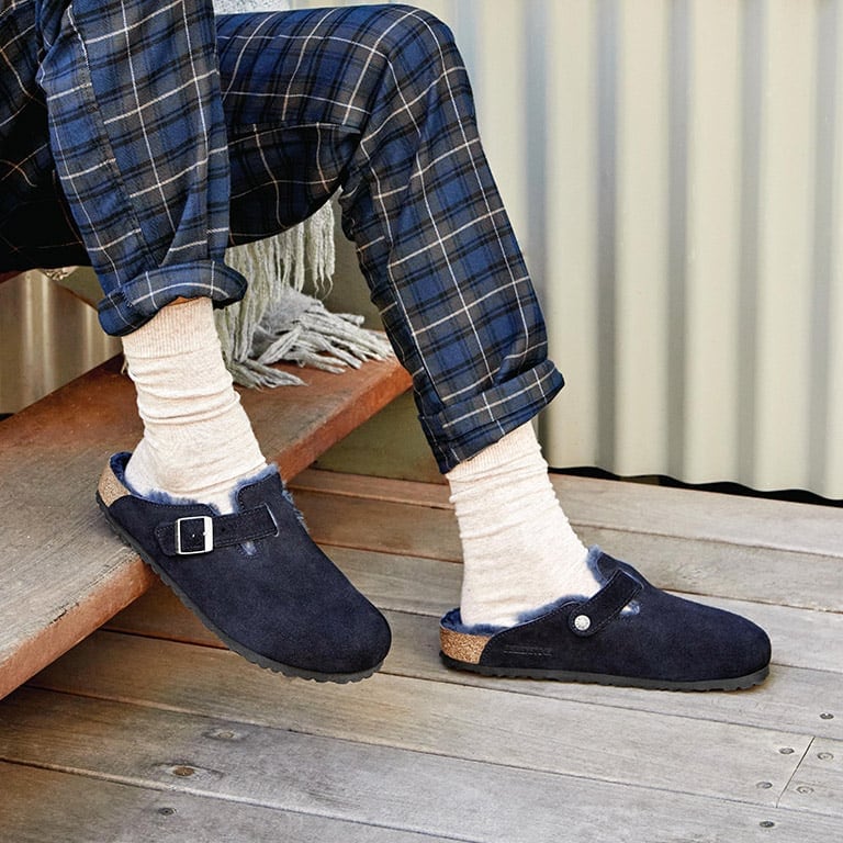Birkenstock boston top with socks