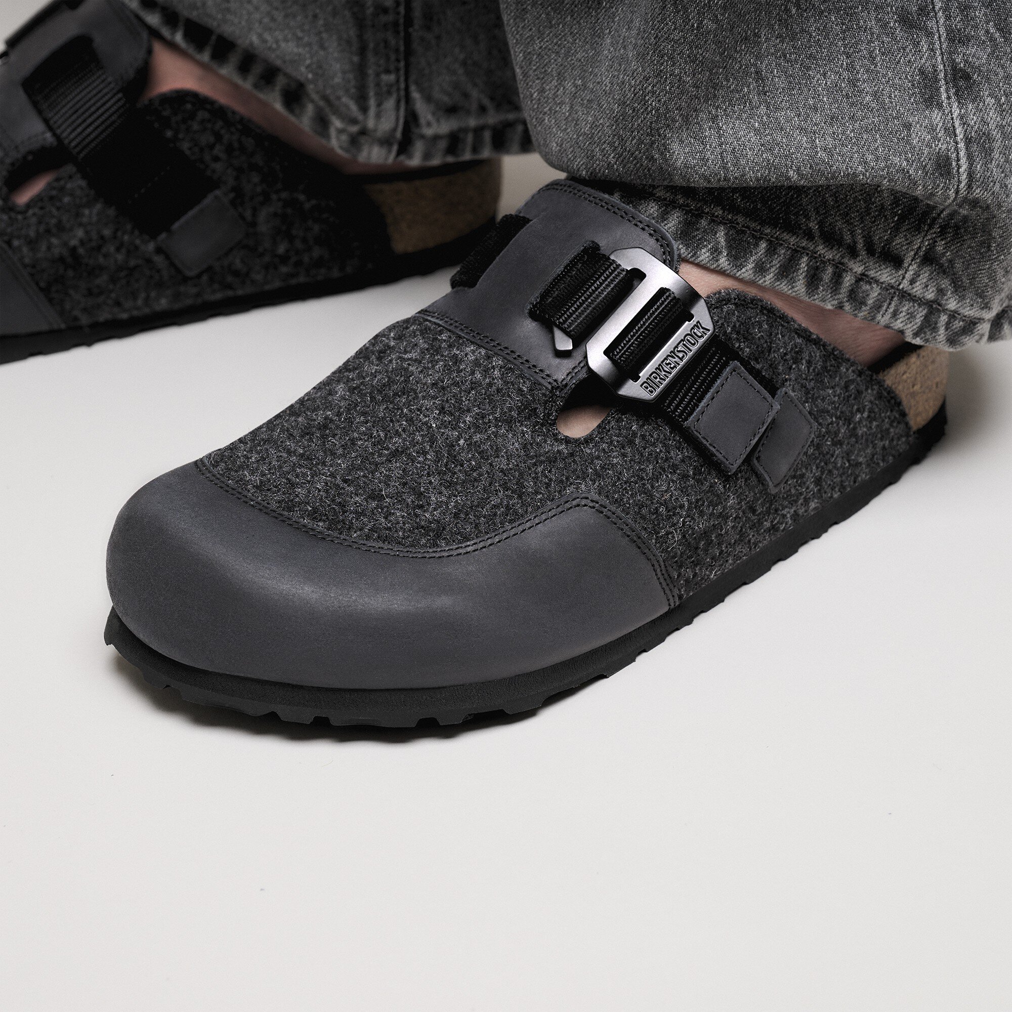 Сабо Birkenstock Boston Nova Felt Leather/Textile/Felt, цвет: Антрацитовый — фото 6