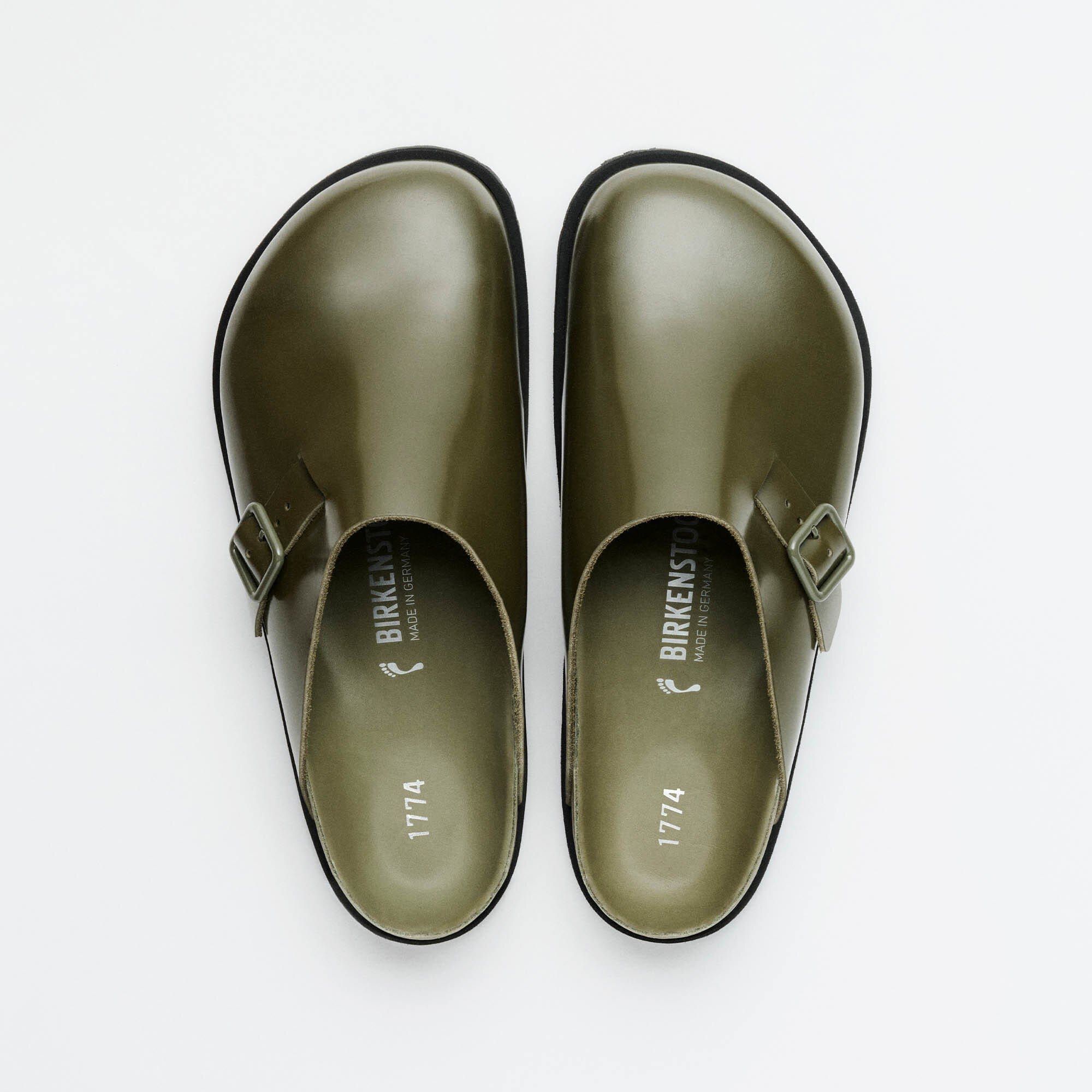 33 Dougal Leather in Color Moss Green | BIRKENSTOCK US