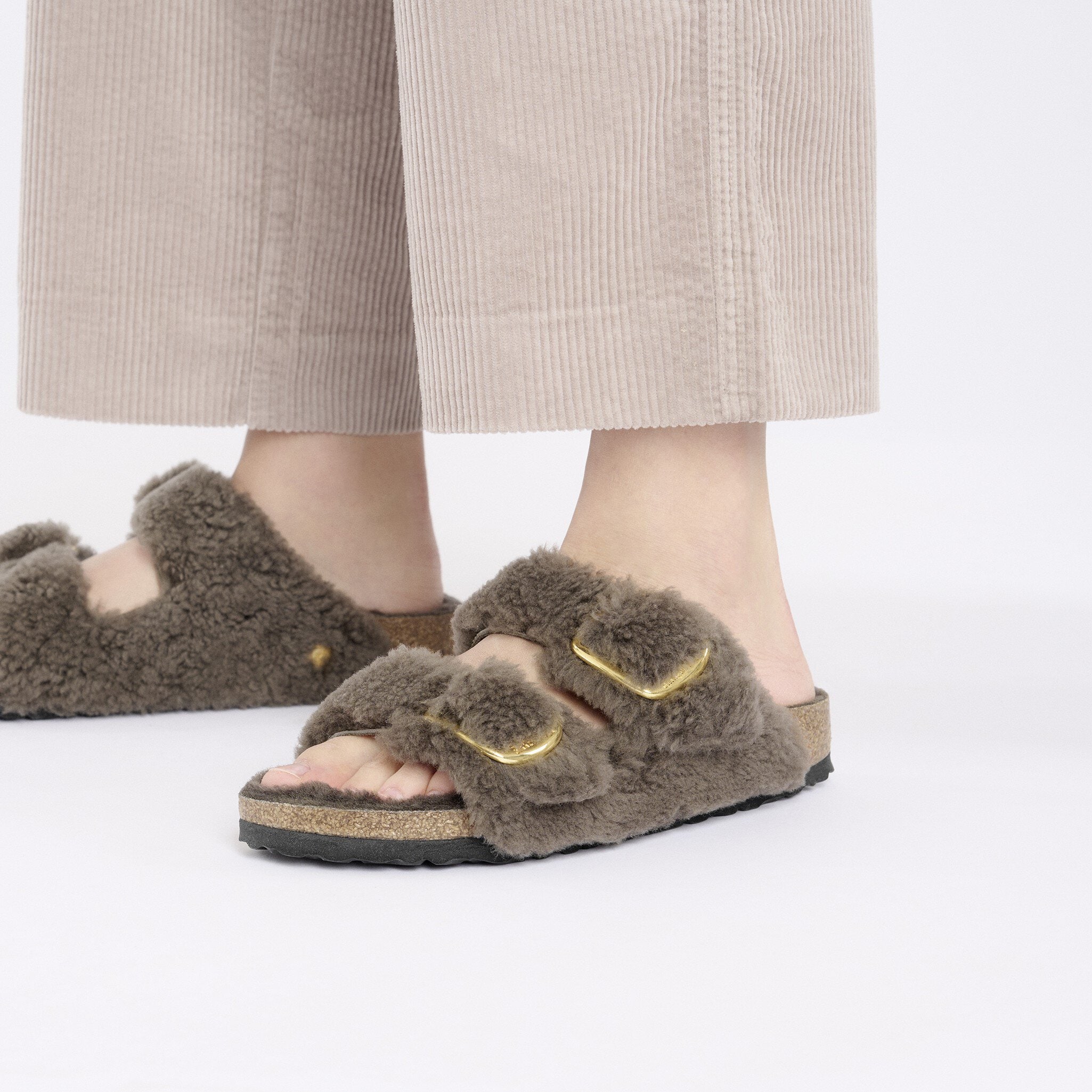 Женские сандалии Birkenstock Arizona Big Buckle Fur, цвет: Серый — фото 4