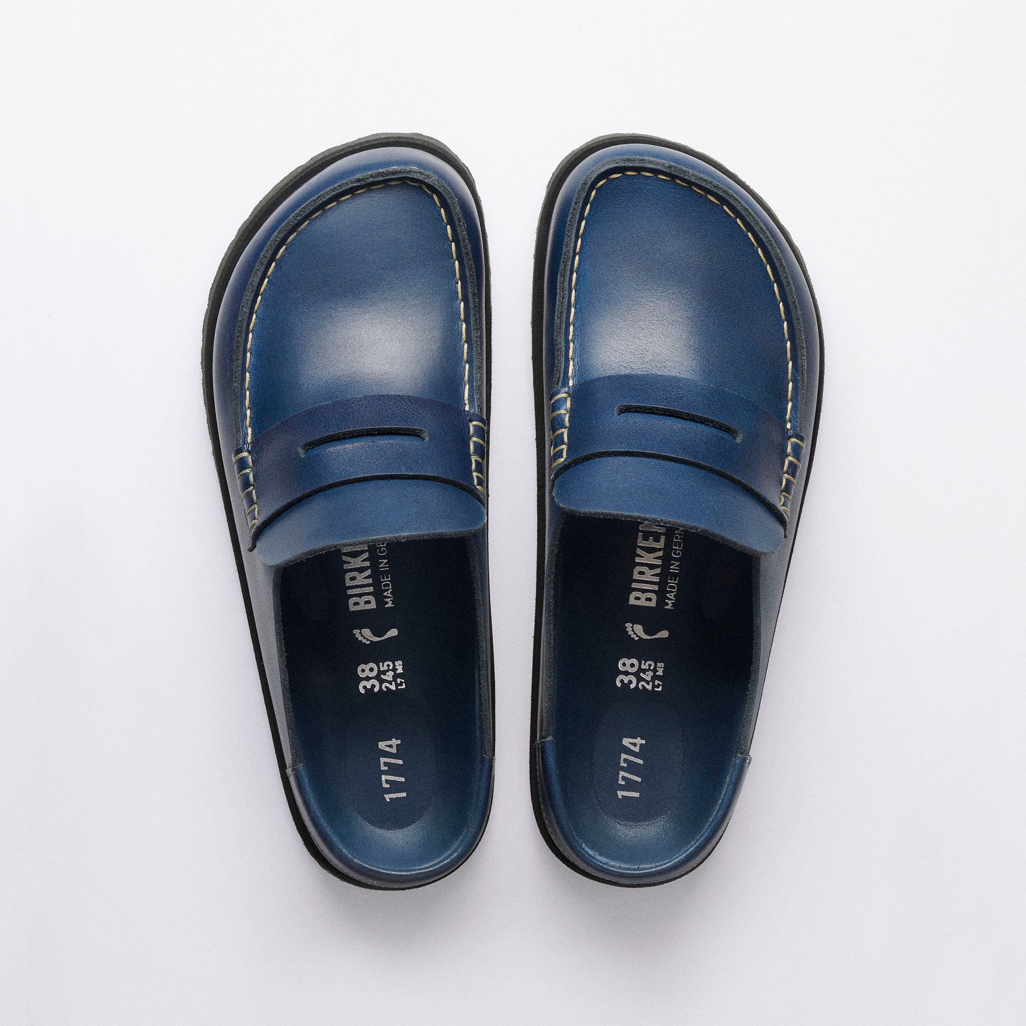 1774 Naples Wrapped Oiled Leather in Color Midnight Navy