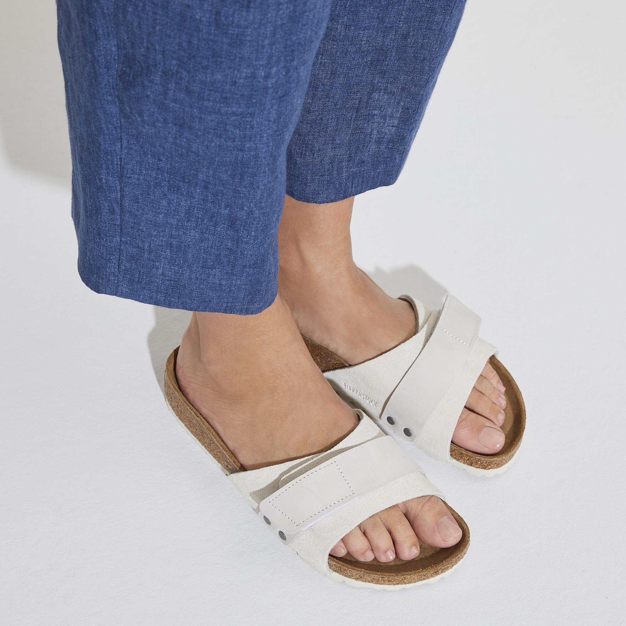 Женские сандалии Birkenstock Oita Nubuck Leather/Suede, цвет: Состаренный белый — фото 7