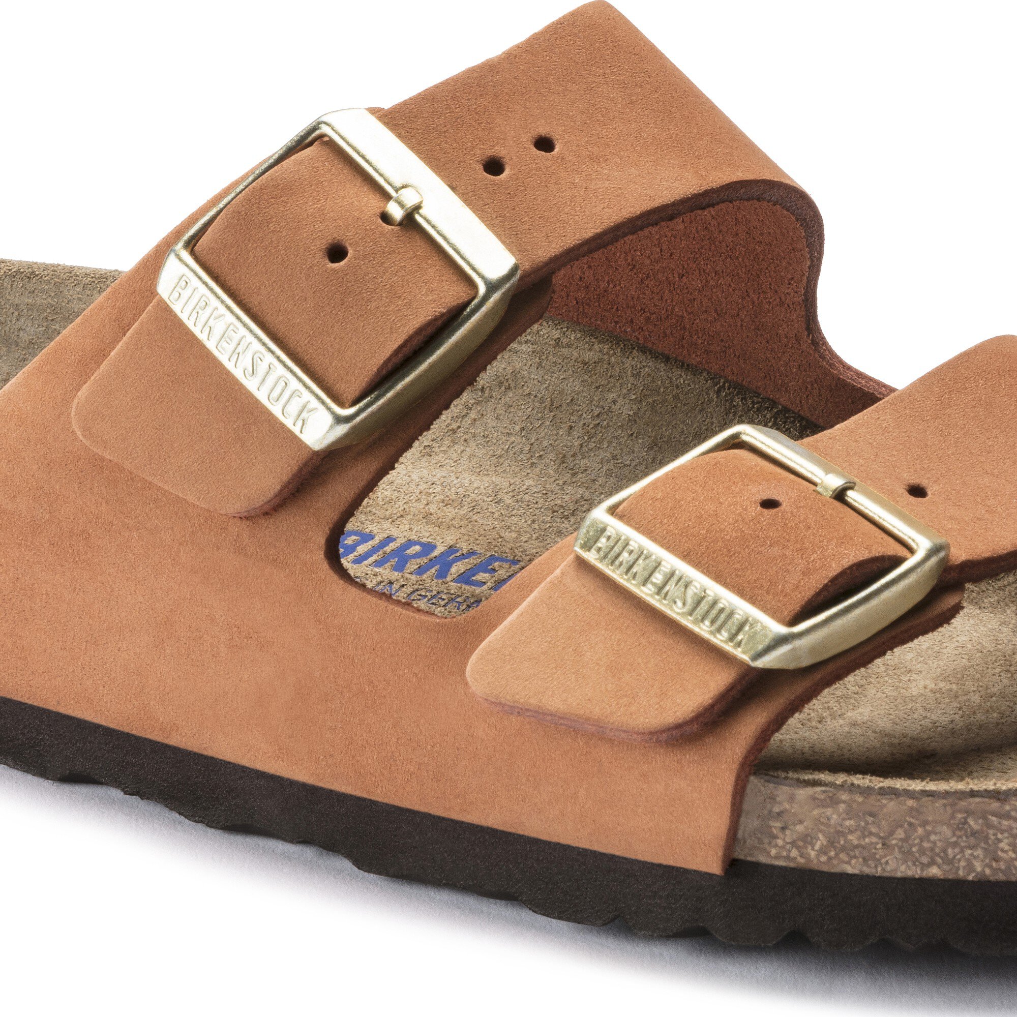 Женские сандалии Birkenstock Arizona Soft Footbed Nubuck Leather, цвет: Пекан — фото 5