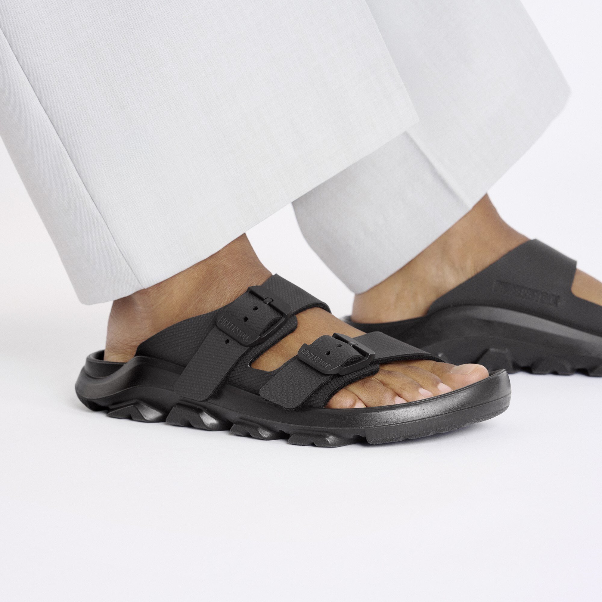 Сандалии Birkenstock Mogami Terra Stealth Birko-Flor, цвет: Чёрный — фото 4