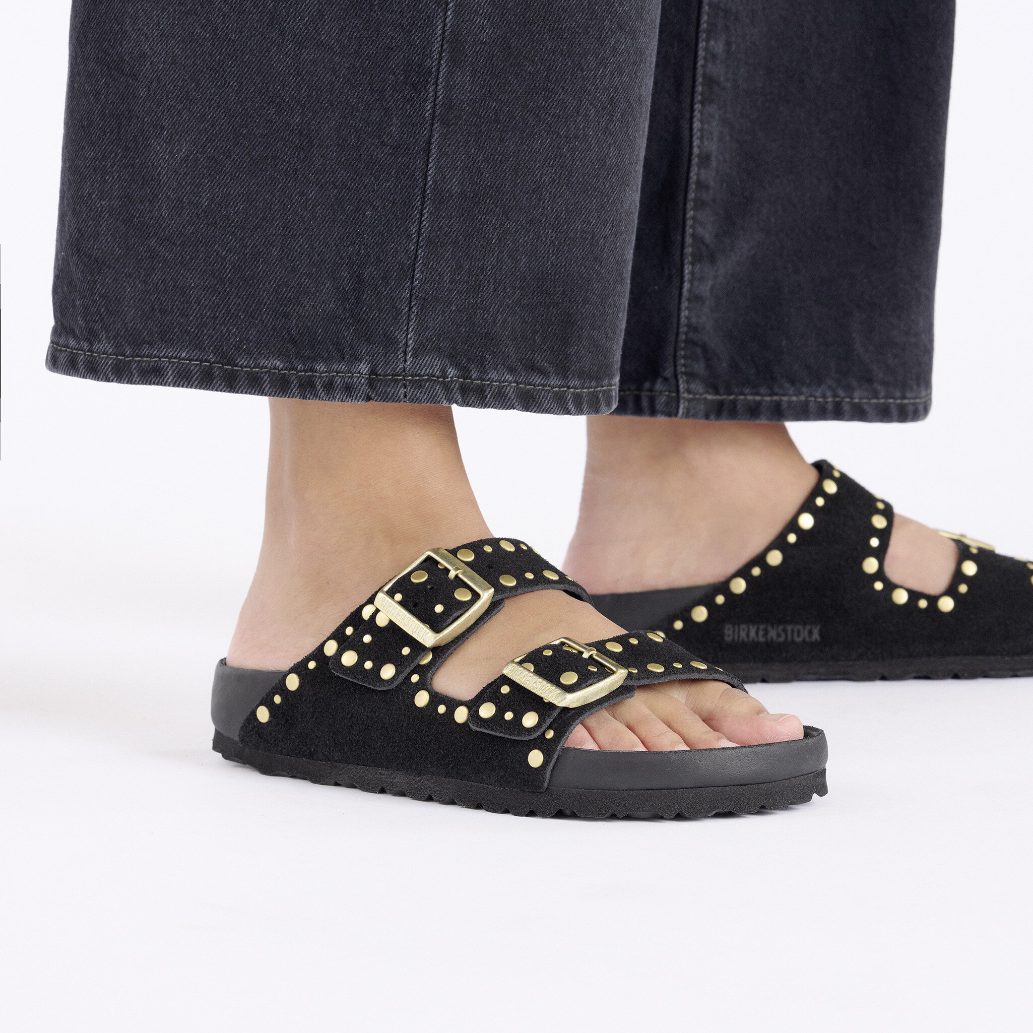 Женские сандалии Birkenstock Arizona Rivet Suede Leather, цвет: Чёрный — фото 4