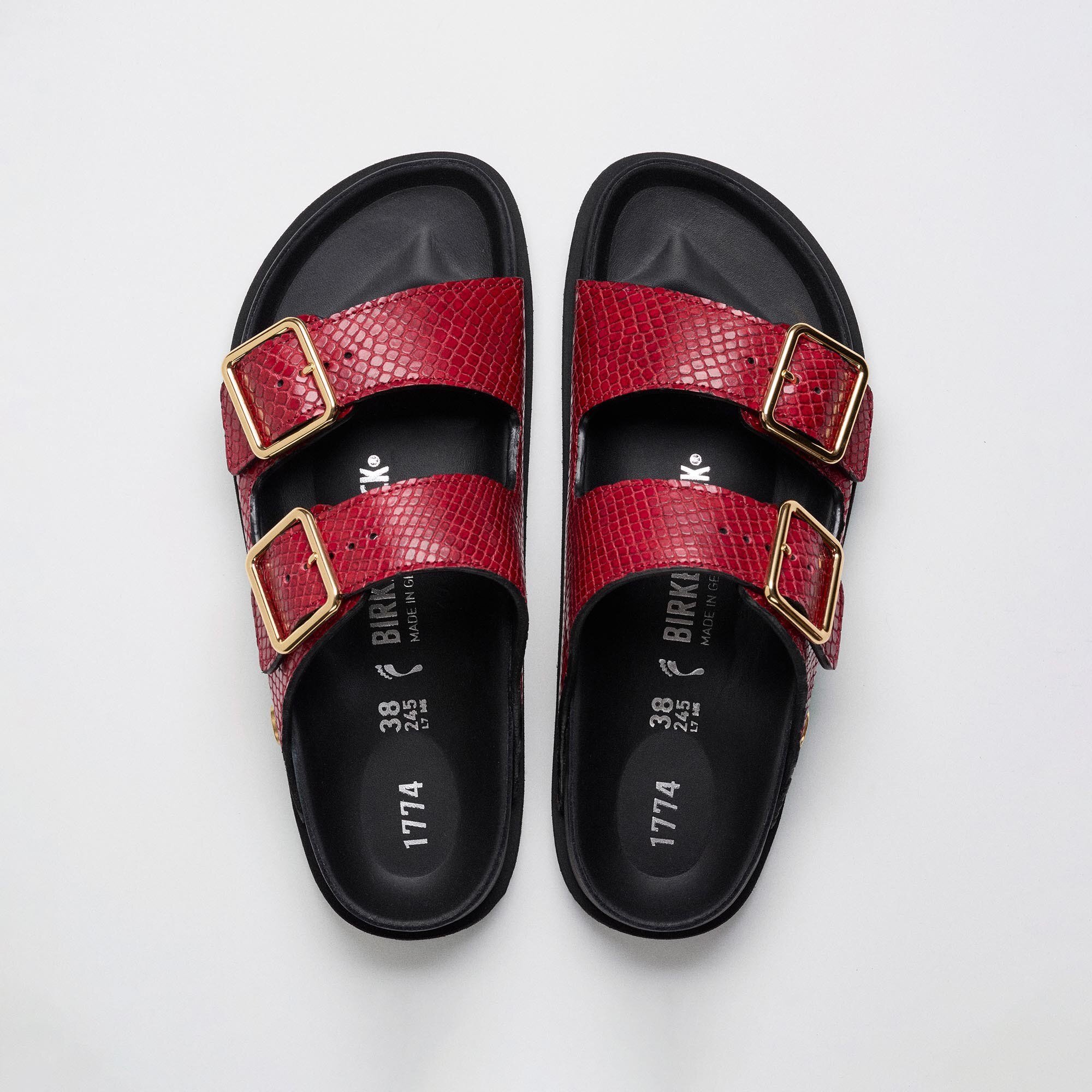 Arizona Lined 1774 Natural Leather in Color red | BIRKENSTOCK UAE