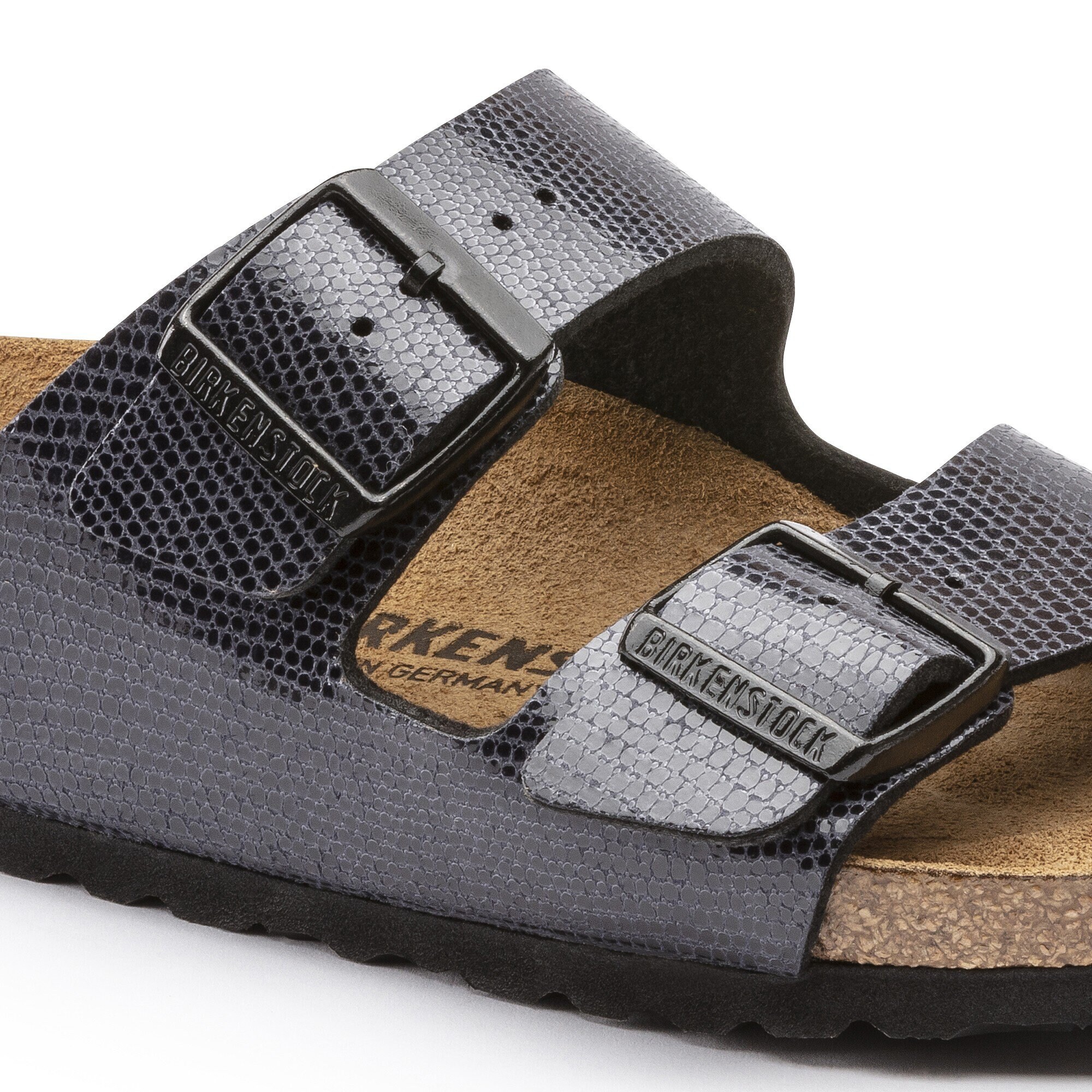 flat sandals summer 2022