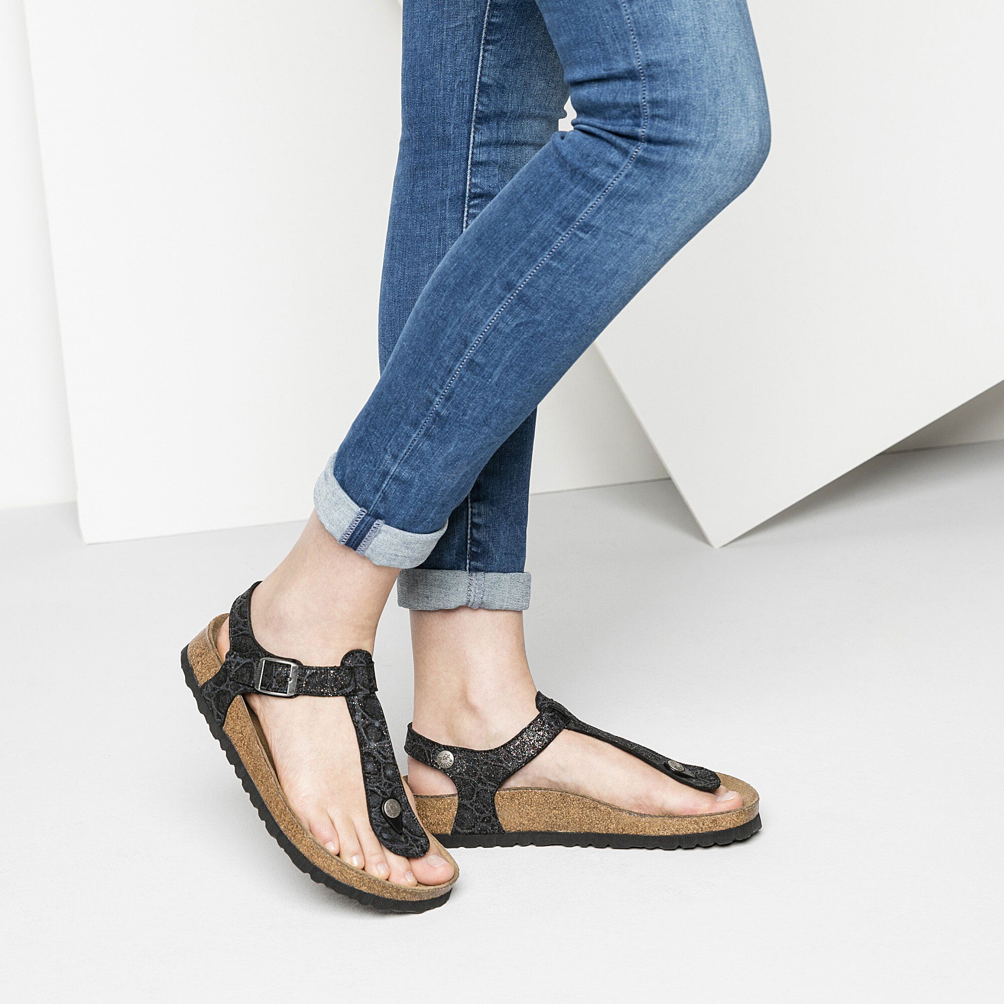 Verlenen Raar Monografie Kairo Embossed Natural Leather Black | BIRKENSTOCK