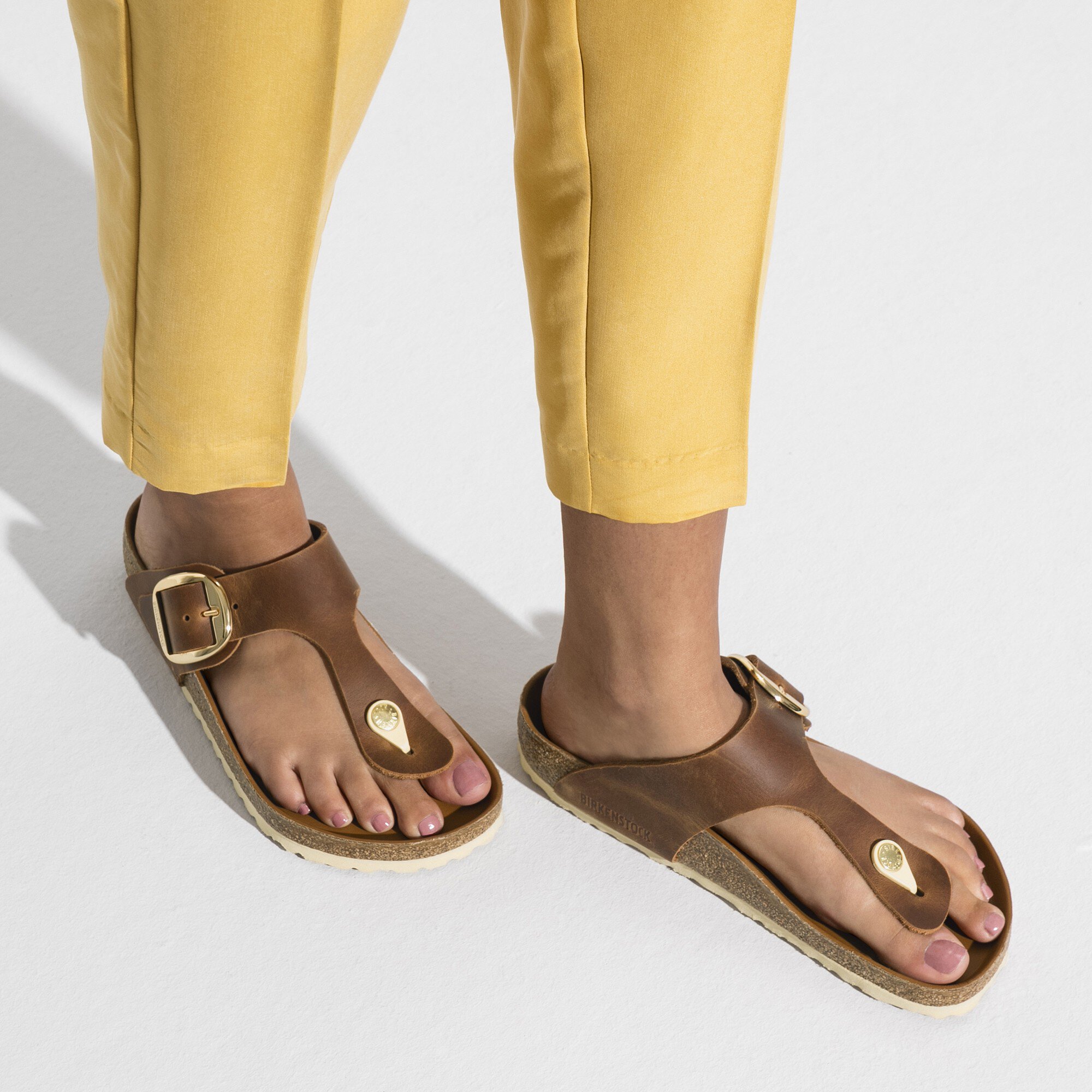 Gizeh Big Buckle Nubuck Leather Cognac | BIRKENSTOCK