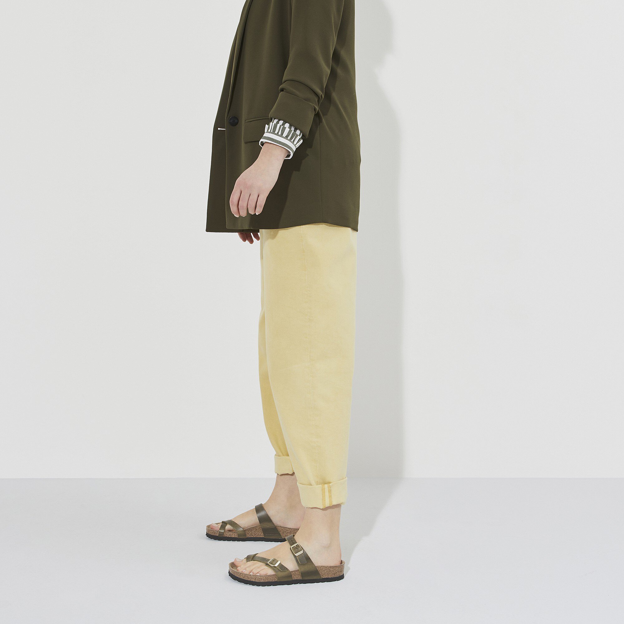 Birkenstock mayari olive green store