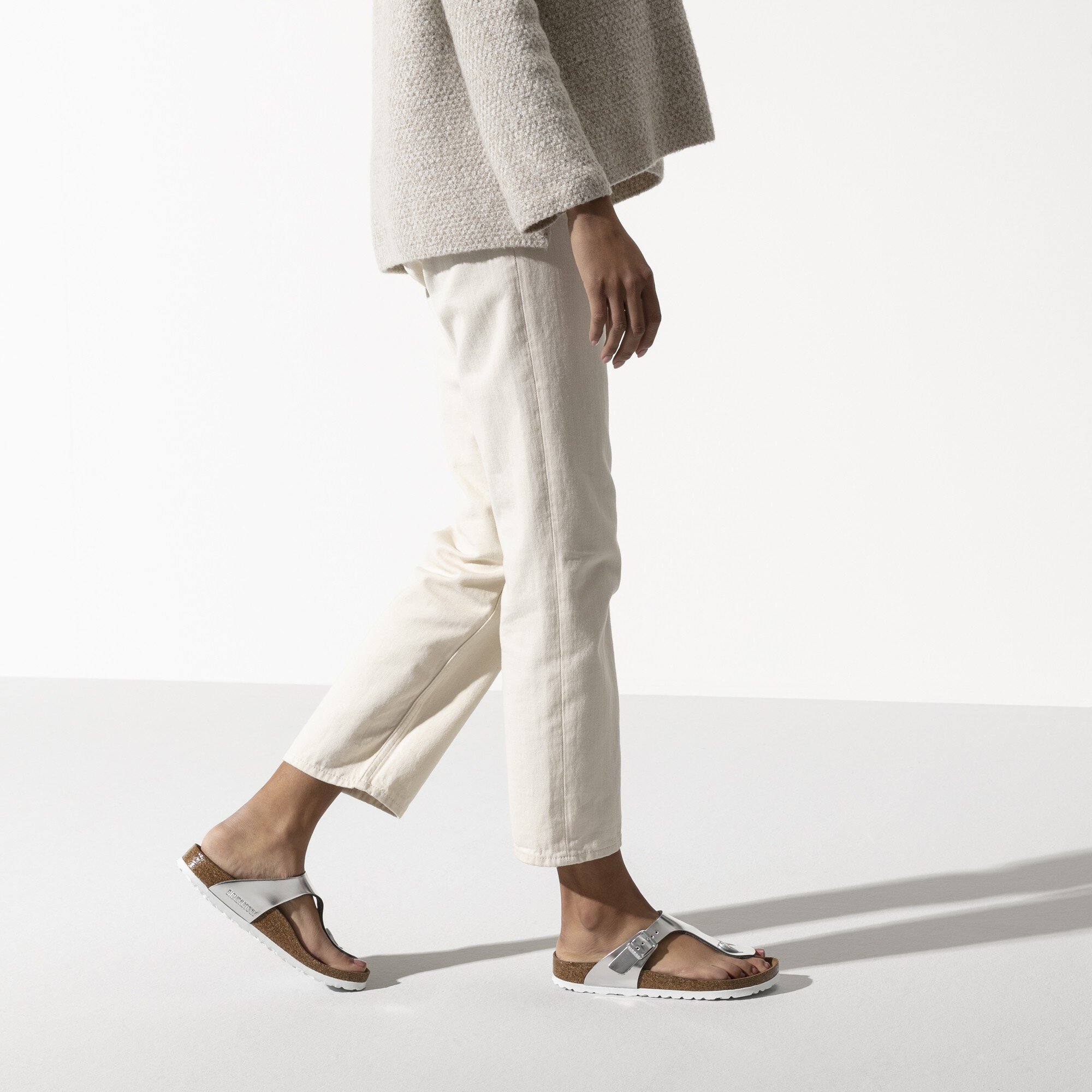 Gizeh Soft Footbed Natural Leather Silver | BIRKENSTOCK