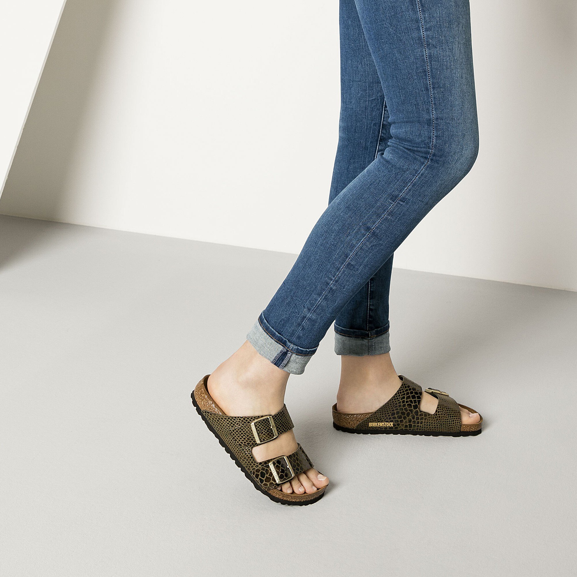 birkenstock arizona vegan olive