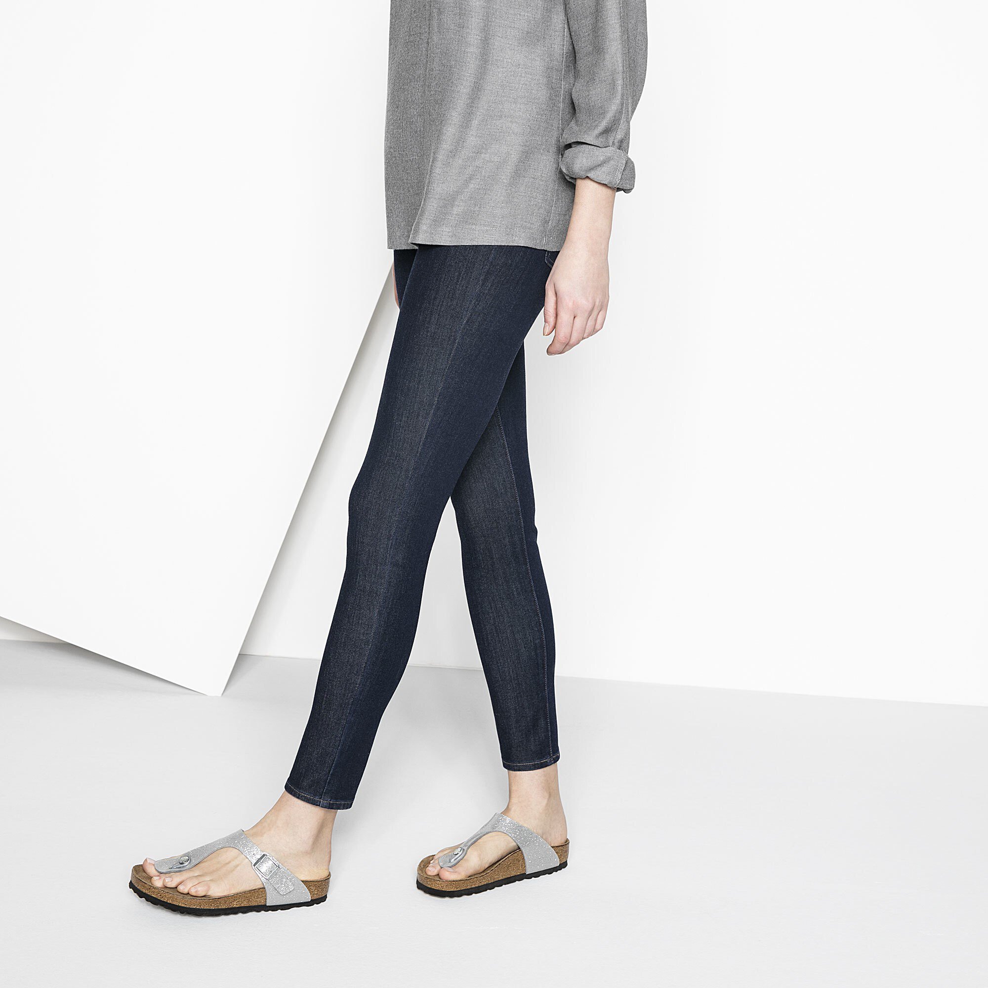 birkenstock gizeh soft footbed silver