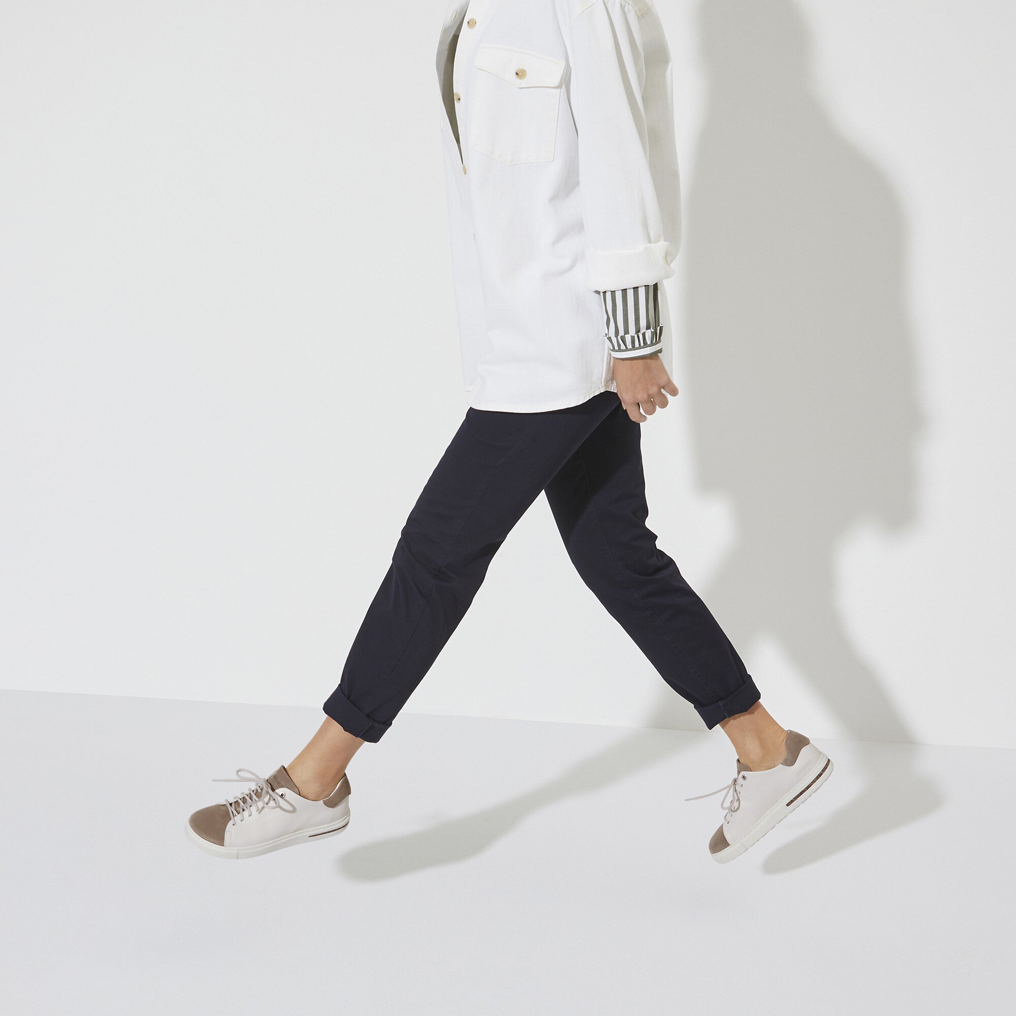 Bend Low Decon Pop Natural Leather-Nubuck Taupe/Eggshell