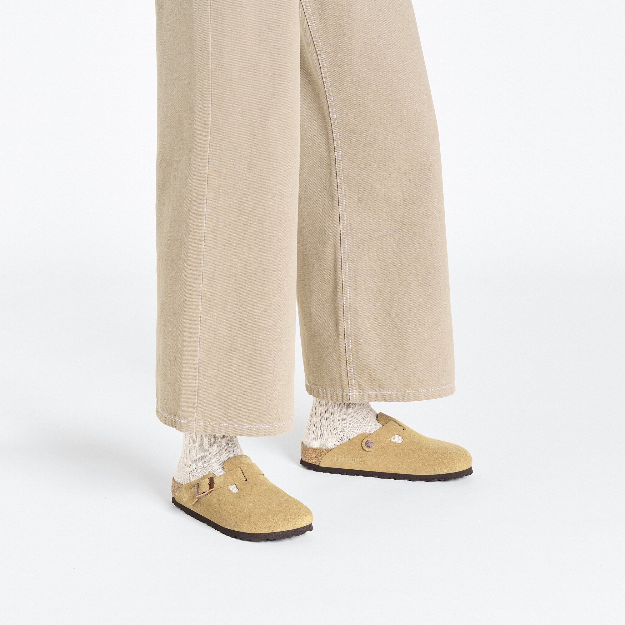 Boston Suede Leather Latte Cream | BIRKENSTOCK