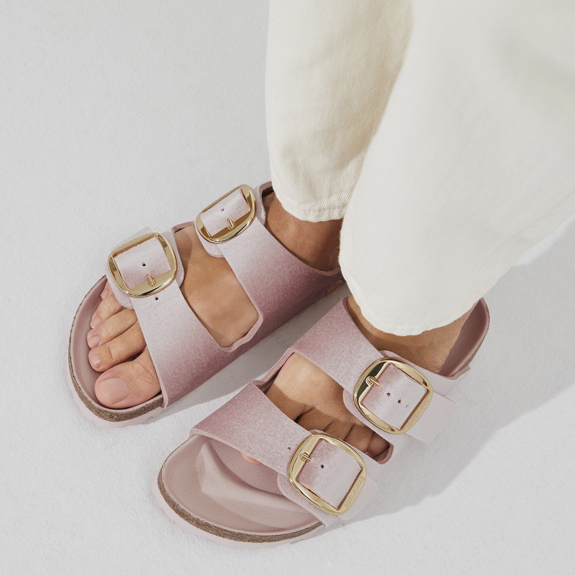 Arizona Big Buckle Velvet Light | BIRKENSTOCK