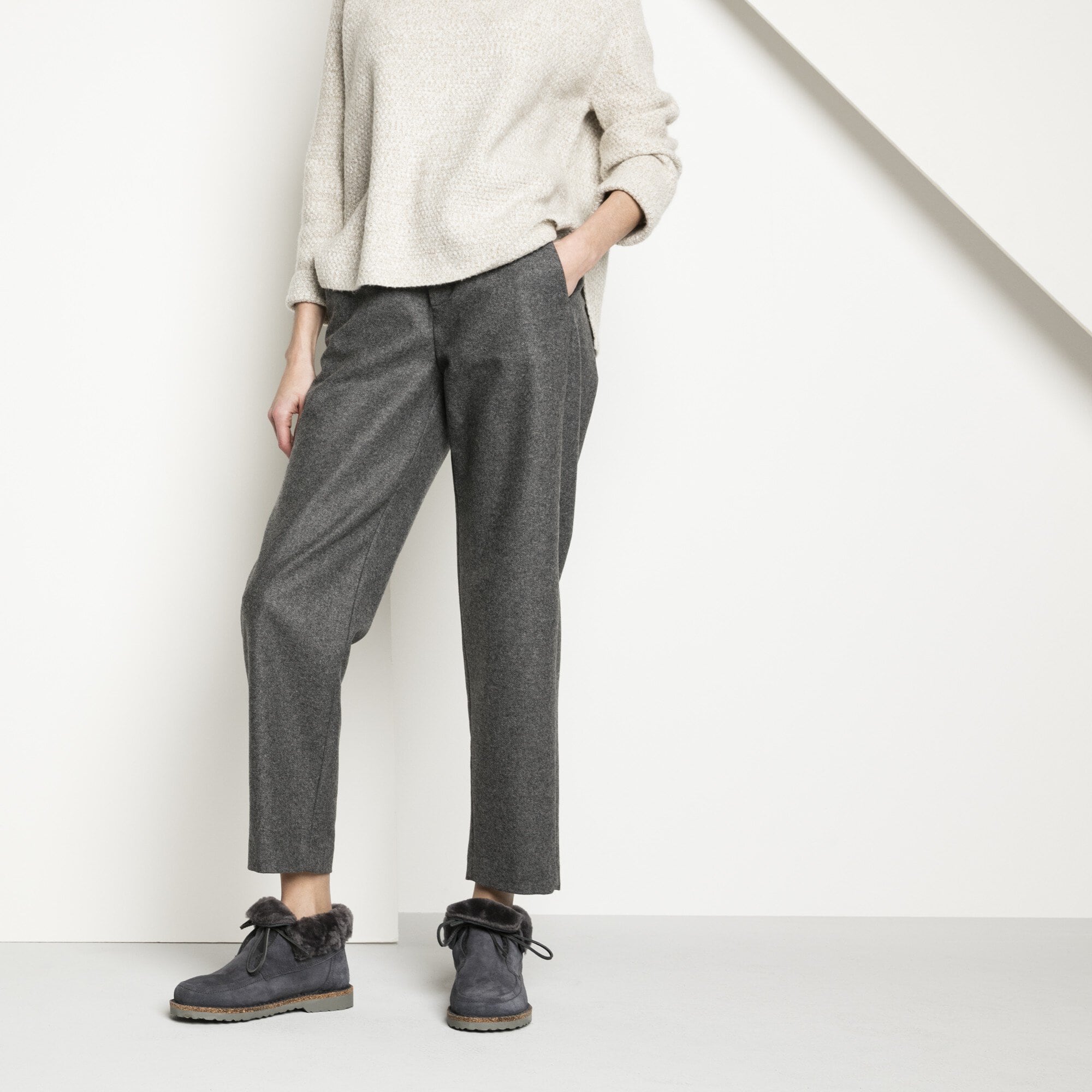 Bakki Suede Leather グラファイト