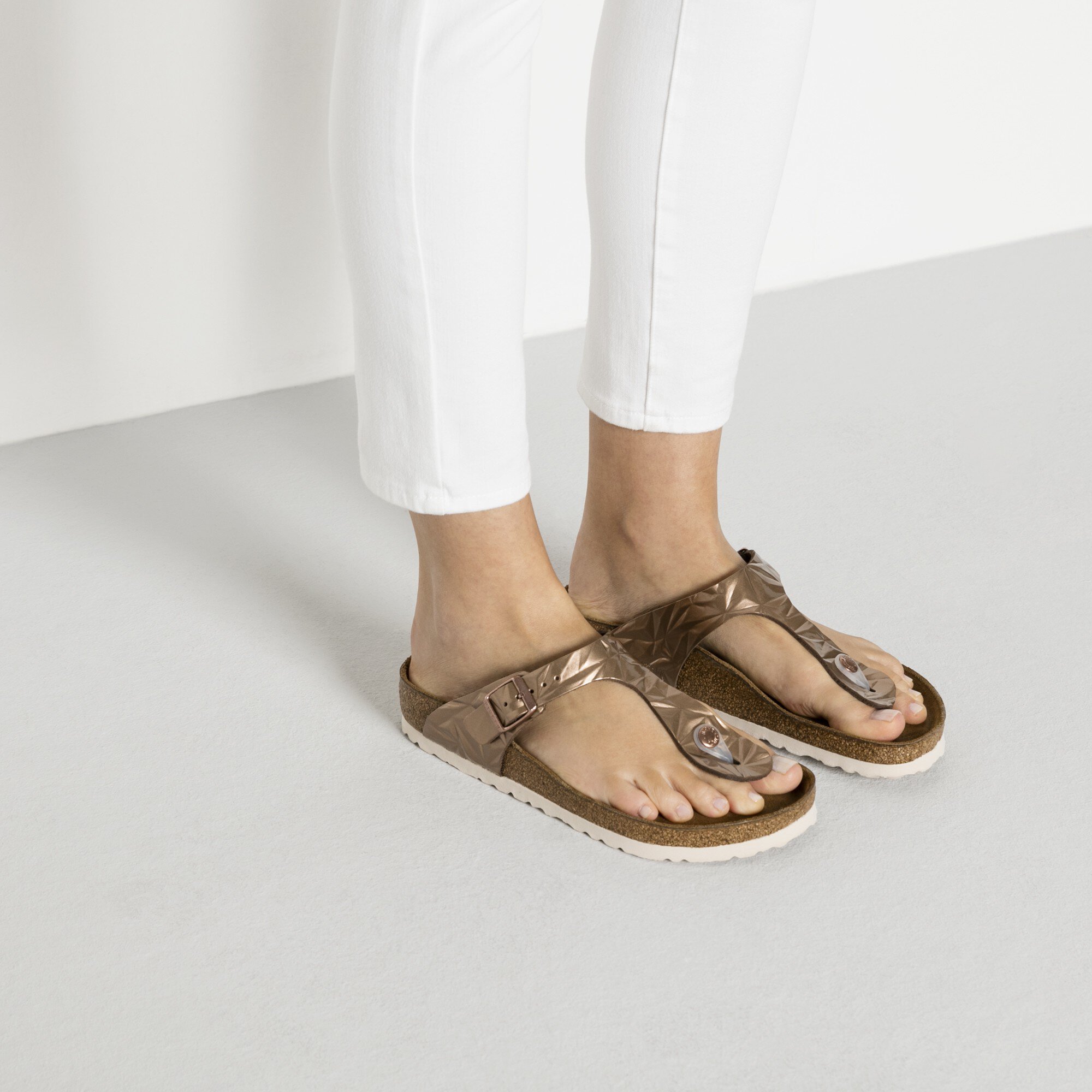 birkenstock gizeh copper