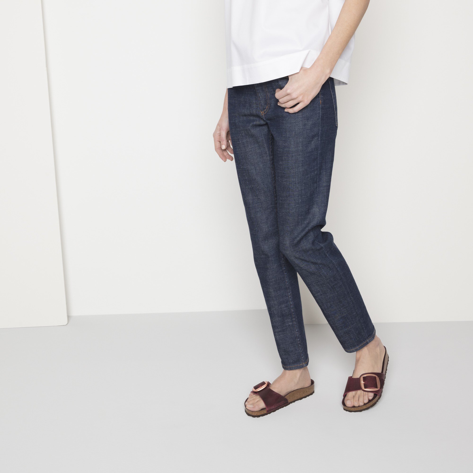 birkenstock big buckle zinfandel 39