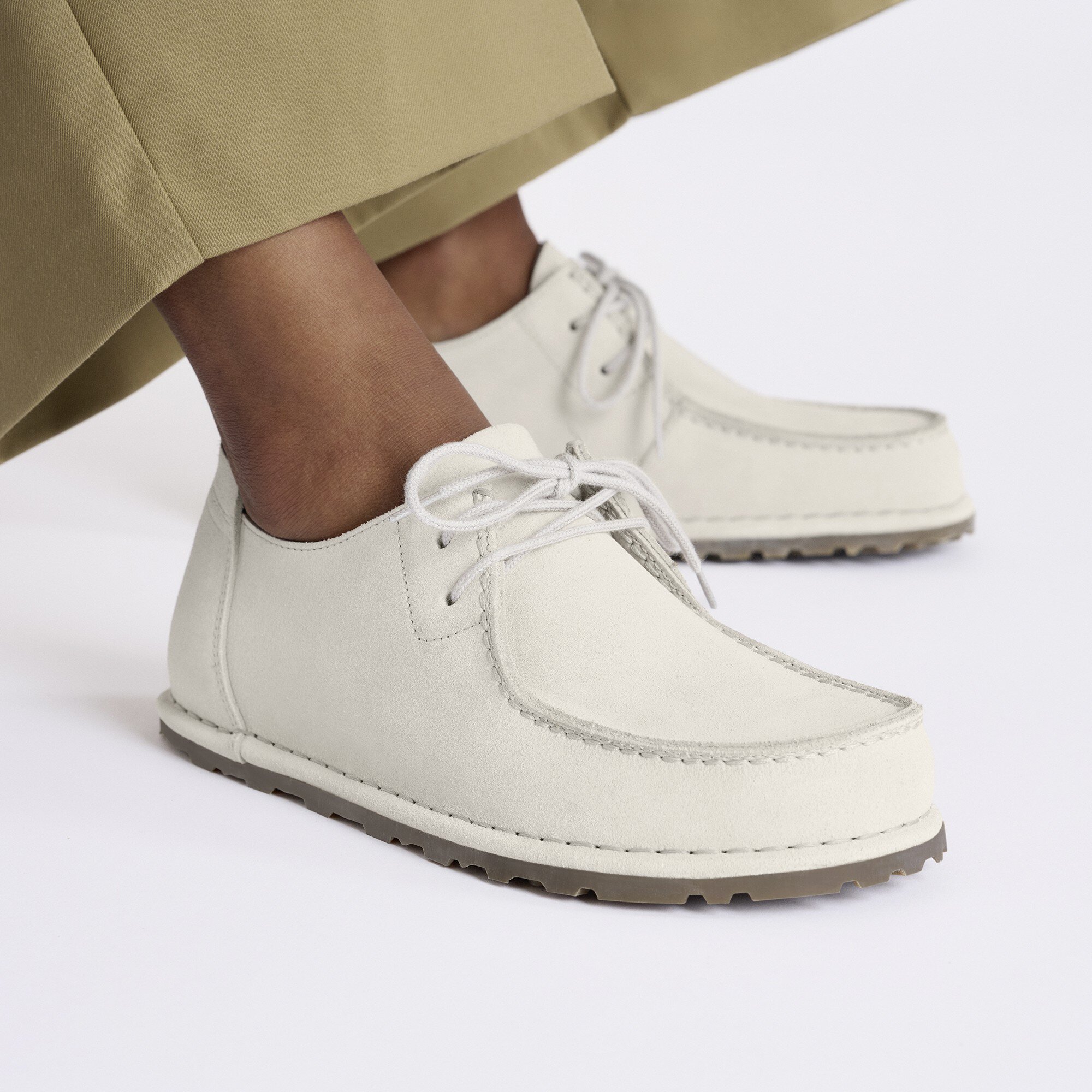 Utti Lace / ウッティ レース スエードレザー アンティーク