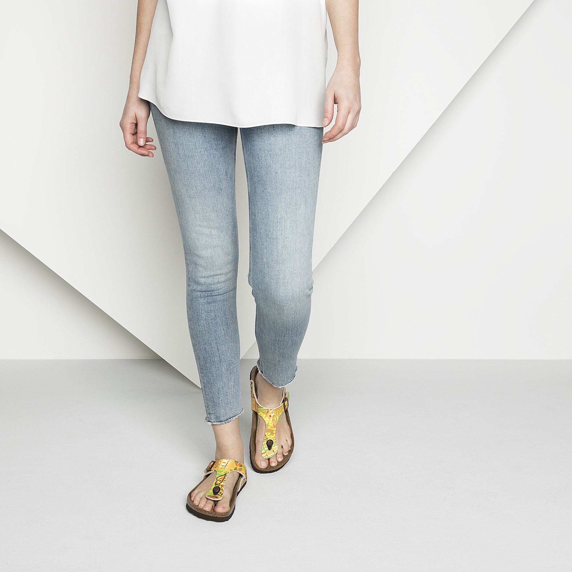 gold gizeh birkenstock