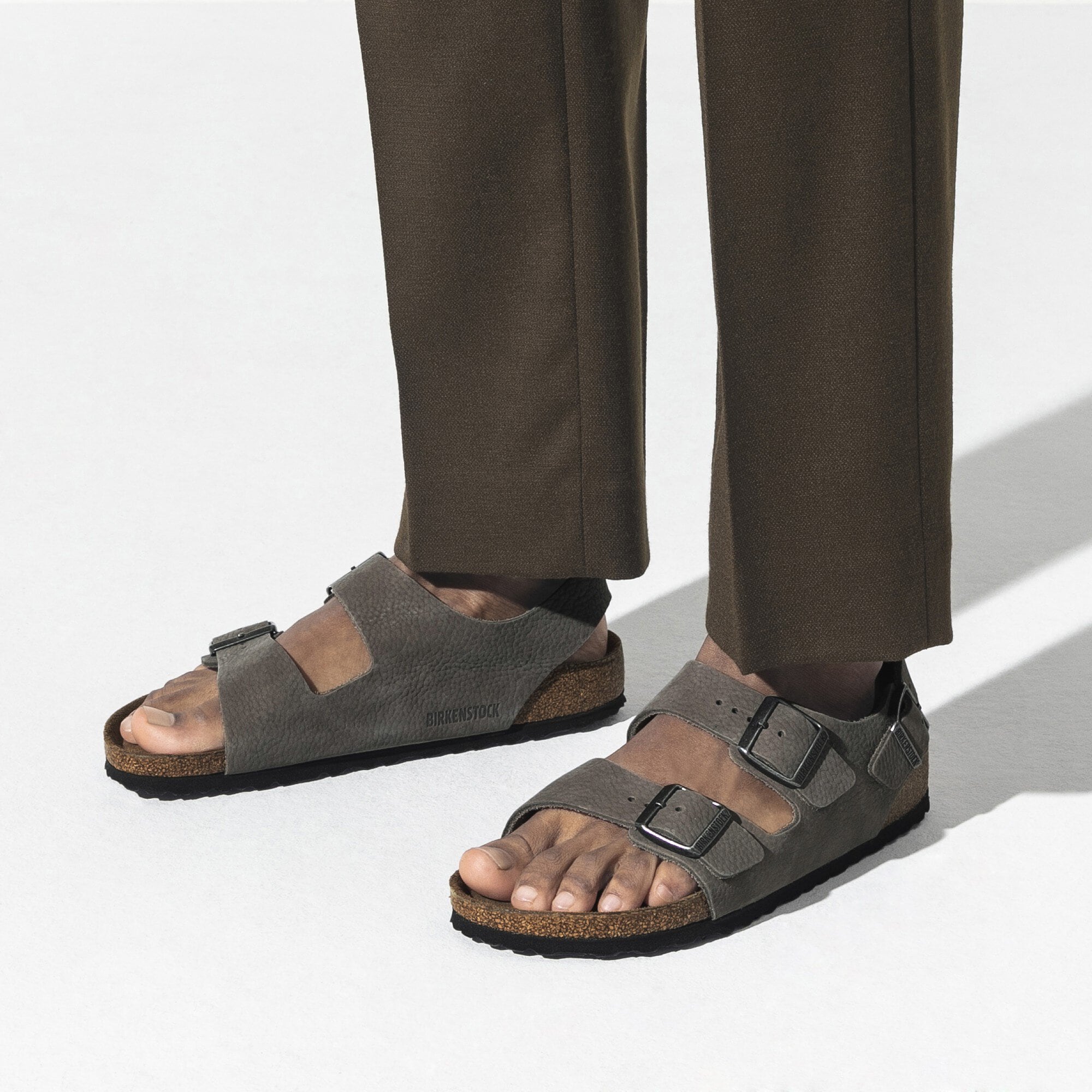 gaben Sekretær mild Milano Soft Footbed Nubuck Leather Soft Whale Gray | BIRKENSTOCK