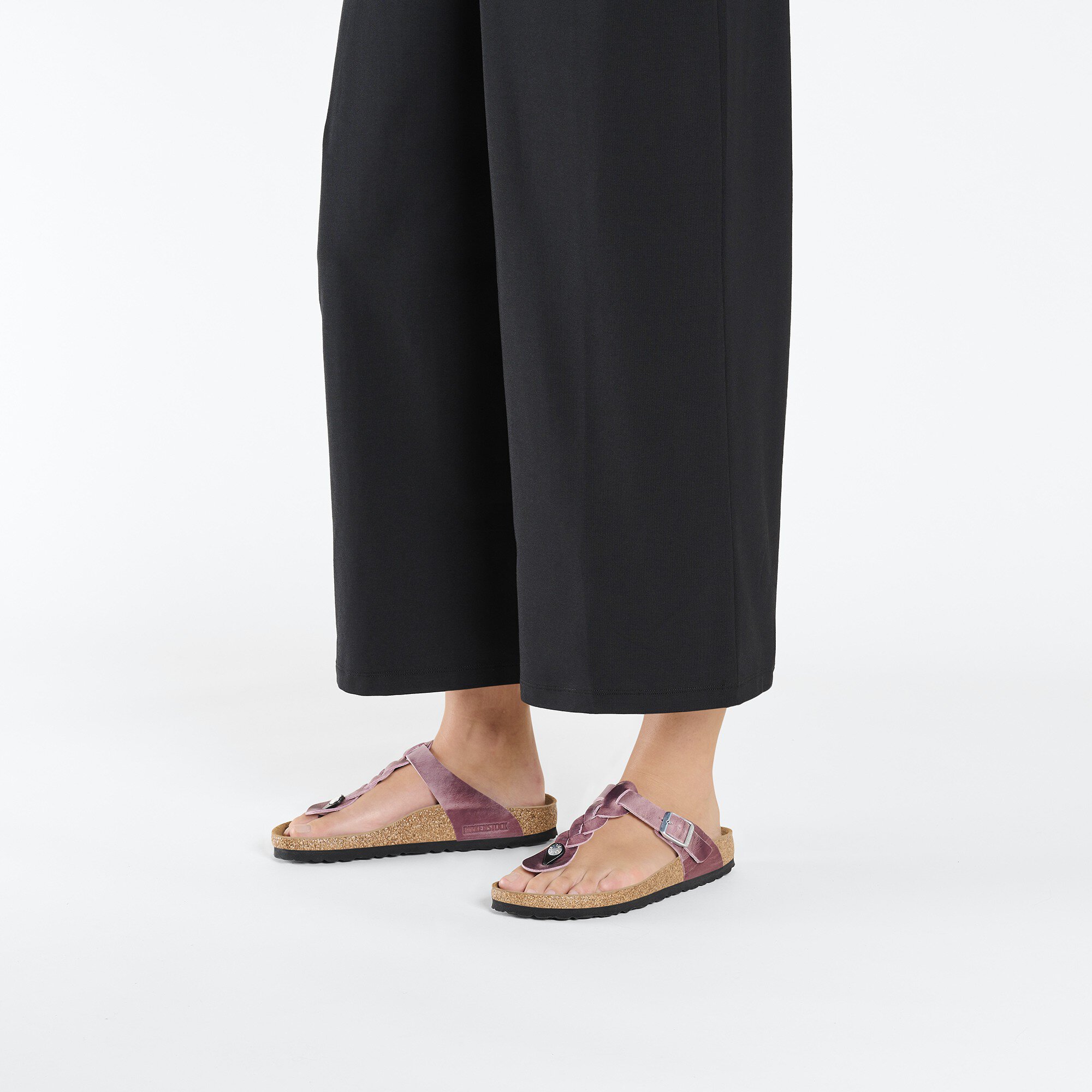 Birkenstock gizeh hot sale lavender