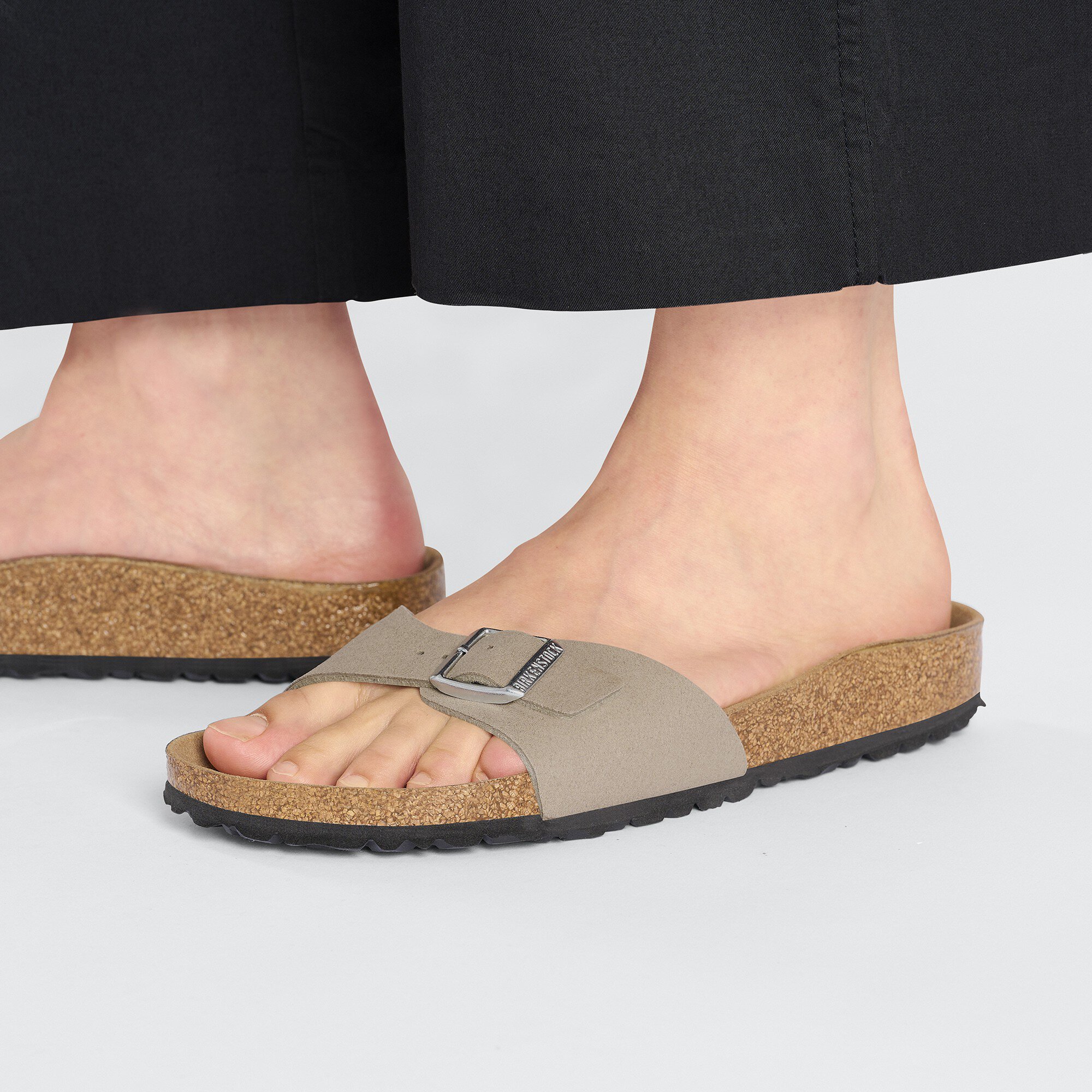 美品【BIRKENSTOCK】ベニントン エスプレッソ 37サイズ Arizona Vegan Synthetik Espresso/Gray Taupe | BIRKENSTOCK