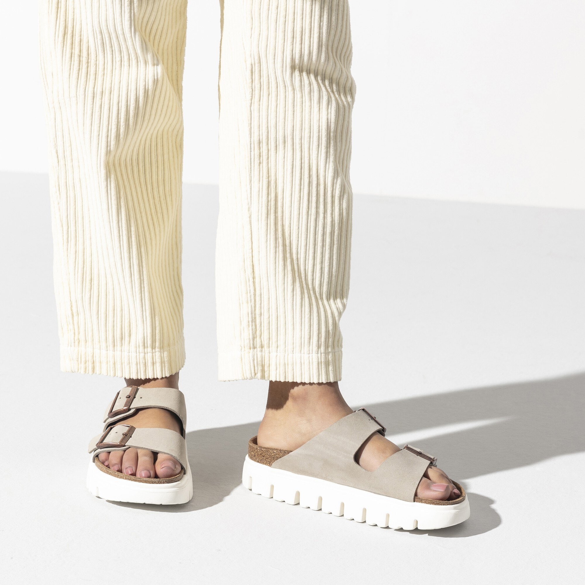 Arizona Platform Suede Leather Taupe | BIRKENSTOCK
