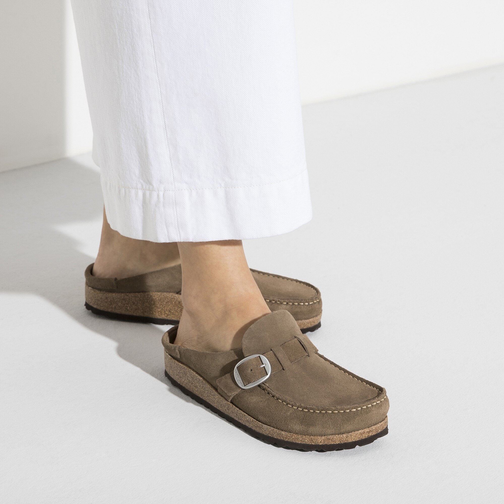 76％以上節約 BIRKENSTOCK Buckley スエード黒 39 25cm相当 kids-nurie.com