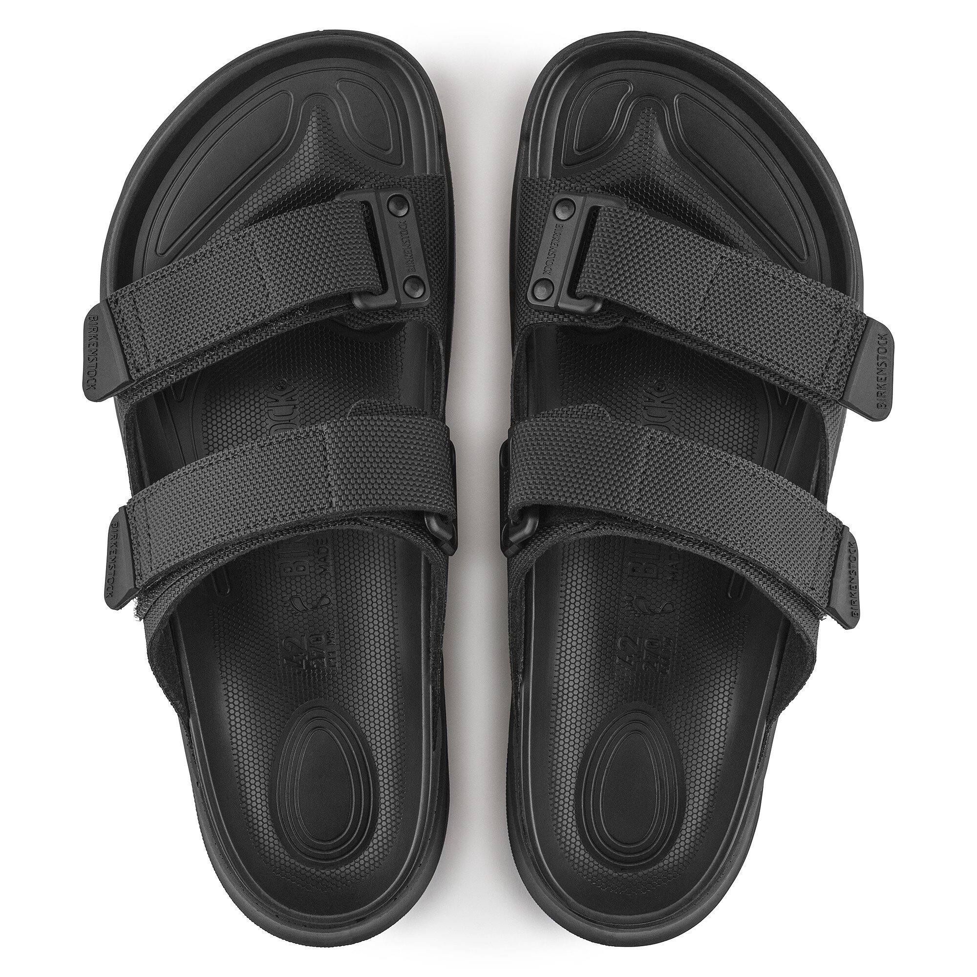 BIRKENSTOCK Atacama ブラック サンダル Birkenstock Atacama Waterproof Sandal in Black Birko-Flor