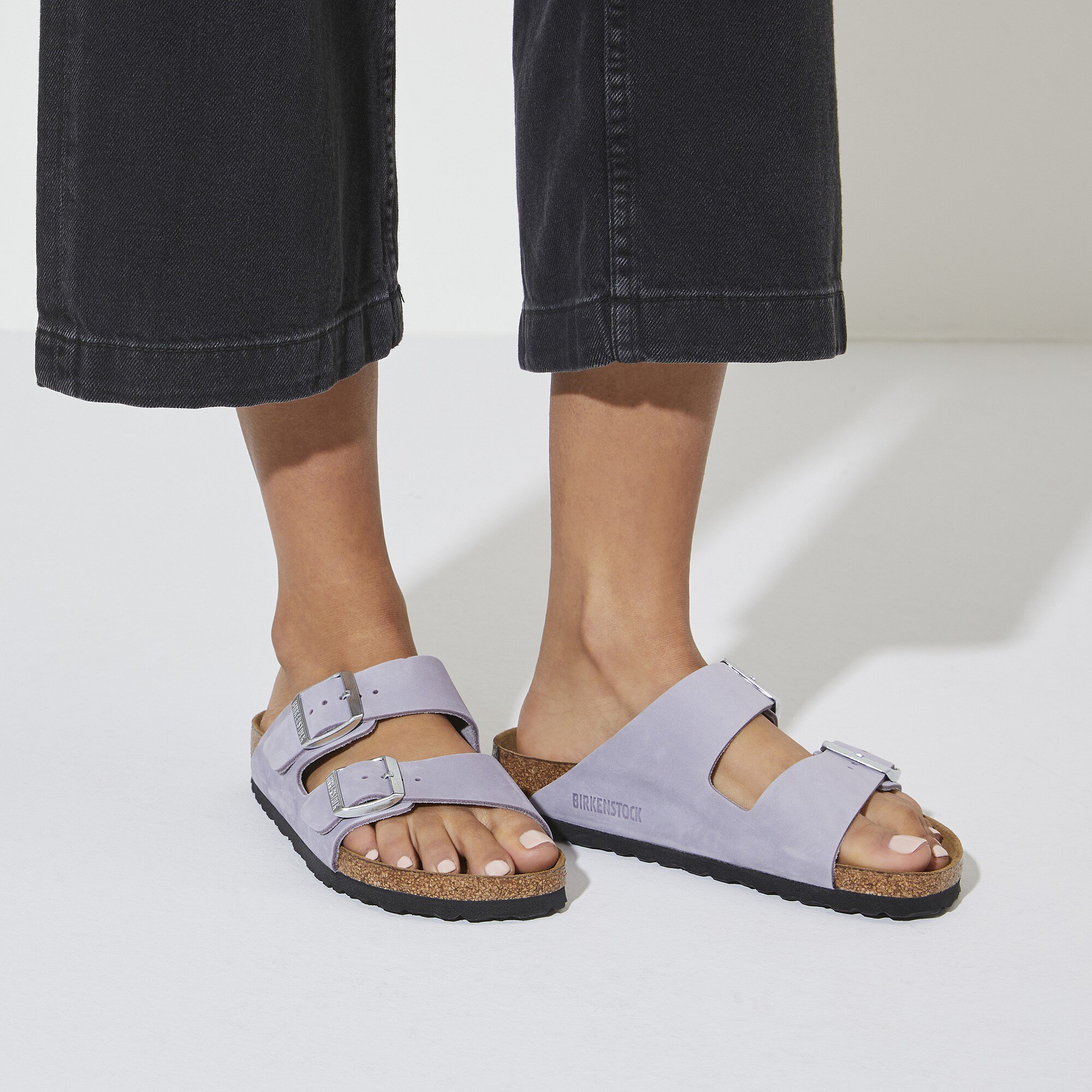 Kommunikationsnetværk eskortere Takt Arizona Soft Footbed Nubuck Leather Purple Fog | BIRKENSTOCK