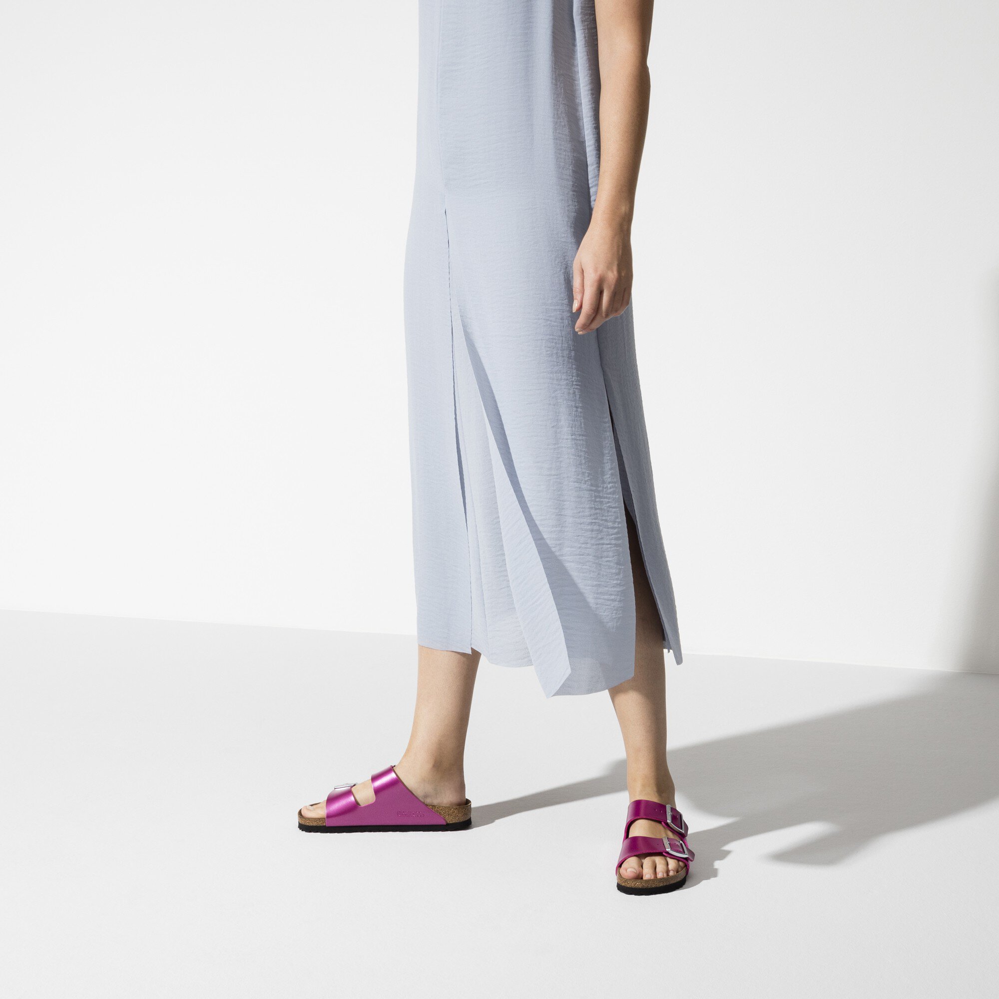 birkenstock arizona electric metallic magenta