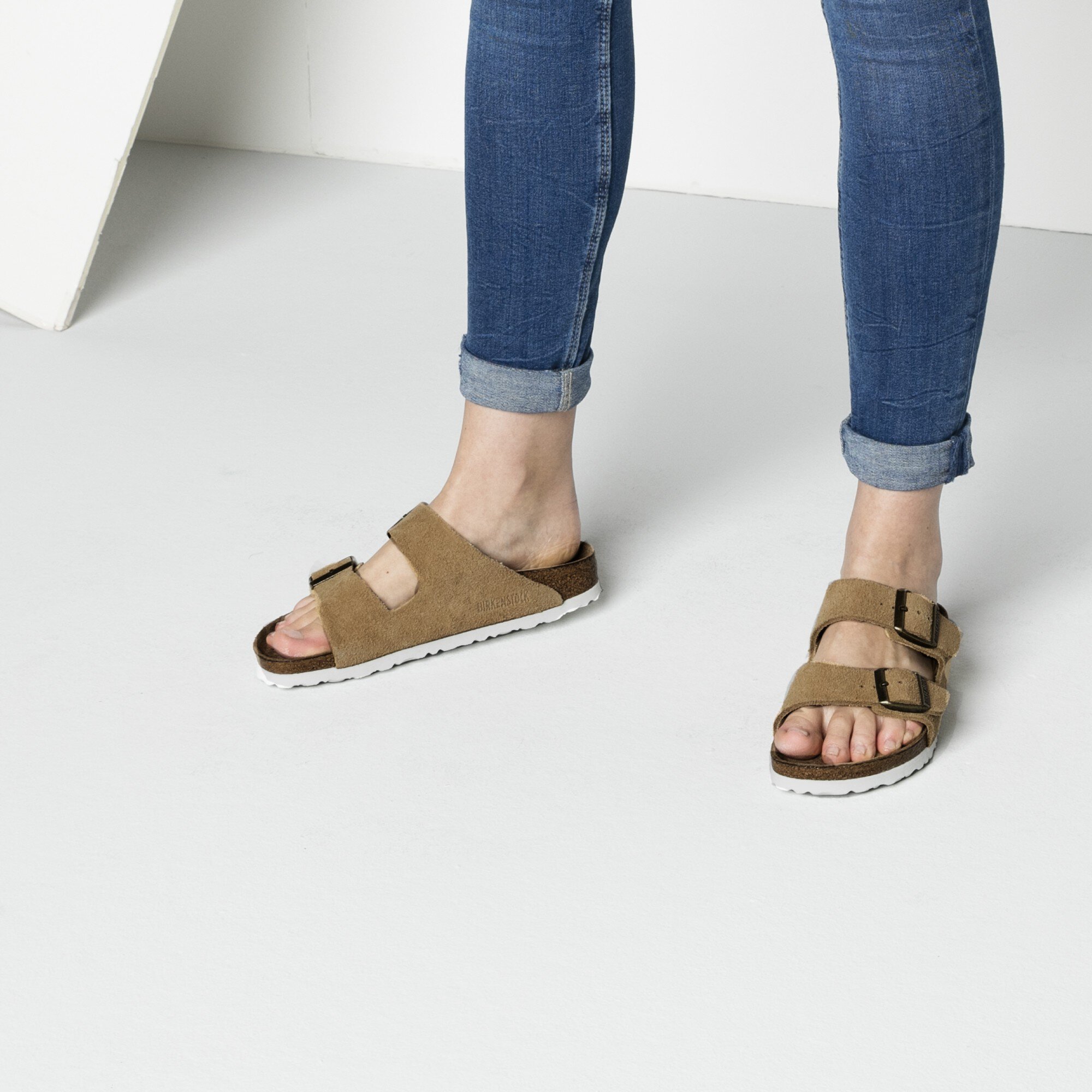 Arizona Soft Suede Leather Sand | BIRKENSTOCK