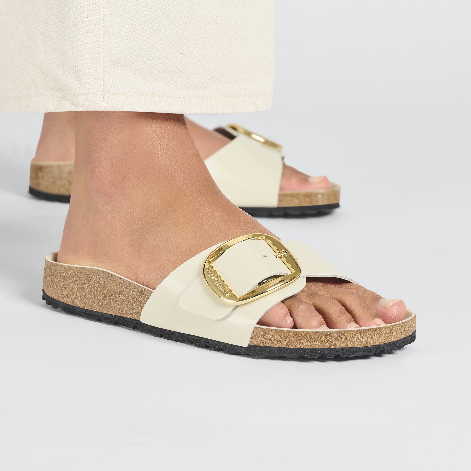Madrid Big Buckle Natural Leather Patent High-Shine Ecru